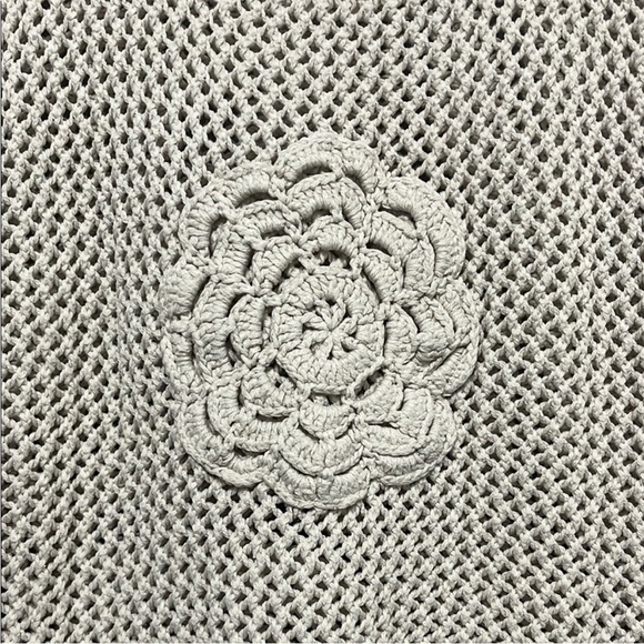 Jessica Simpson Cream Crochet Top - Picture 2 of 5